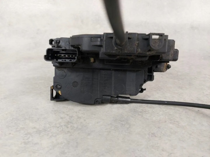 фото №6, Замок двері ліві зад 6 pin renault scenic iii eu
