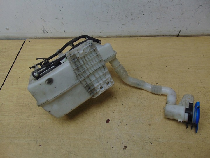 фото №6, Бак рідини склоомивача vw golf vi ксенон 1k0955453q