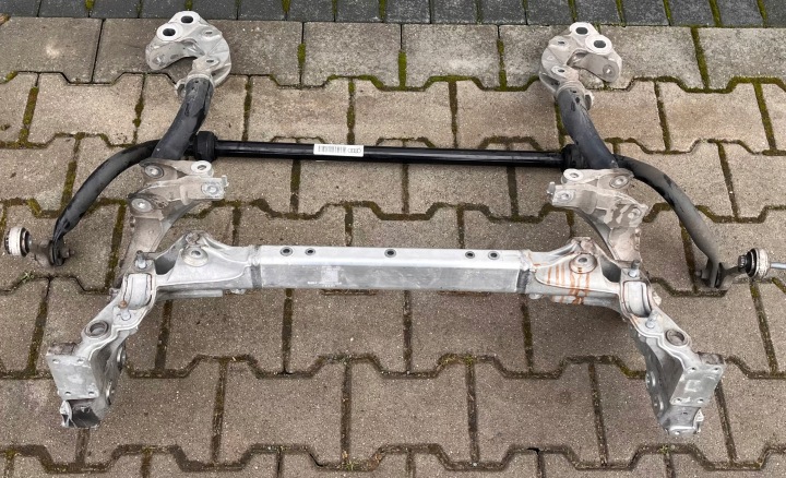 фото №10, Візок підрамник перед audi q7 q8 bentayga 4m0399315t oem номер