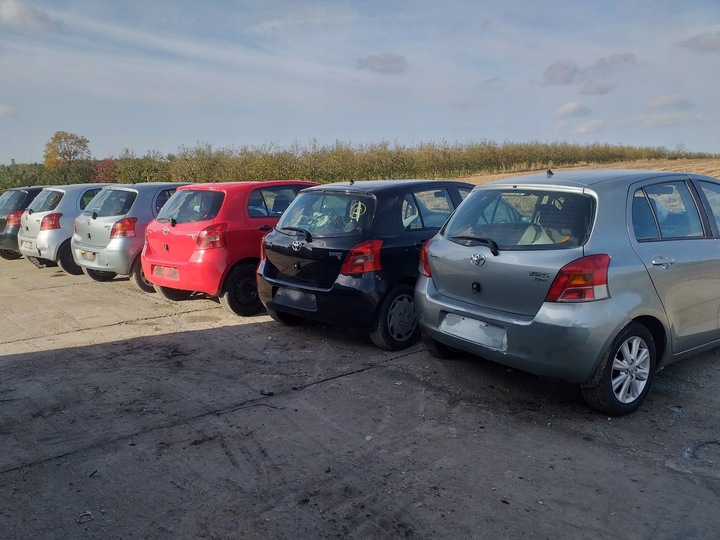 фото №10, Toyota yaris i 1,0 vvti форсунка топлива 23250-0j010