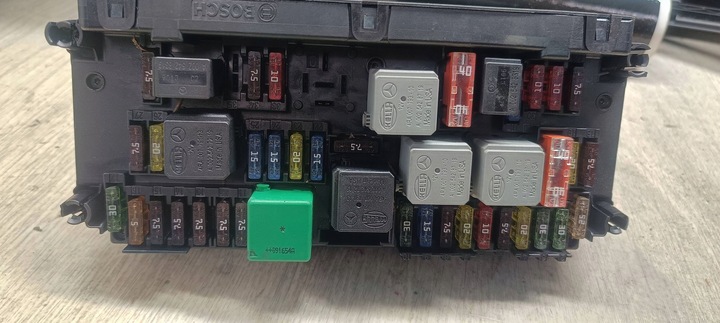 фото №2, Mercedes-benz модуль sam w207 w212 модуль предохранителей a2129007104