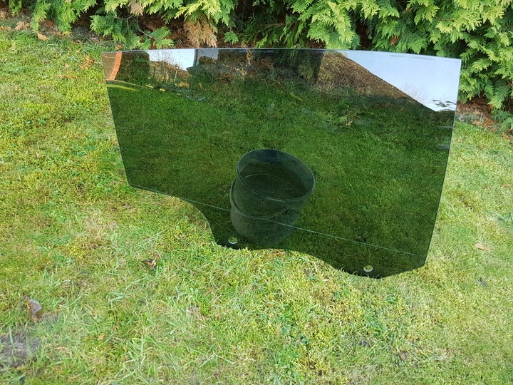 фото №2, Tesla y скло права задня зад