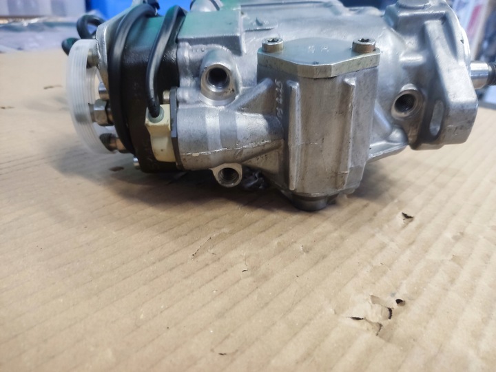 фото №15, Насос впрыскивающий bosch mercedes sprinter 2.9tdi 0460415991