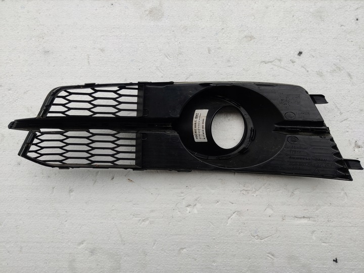 фото №16, Решітка решітка перед 4g0807648c a6 c7 2014-2018r. 14-18r.lift права s-line