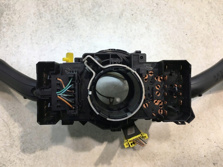 фото №7, Переключатель комбинированный skoda octavia i 8l0953513g