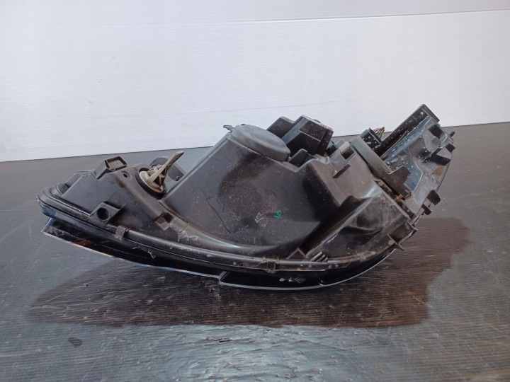 фото №16, Peugeot 308 ii t9 права фара передня 9800553180 англієць комплектна