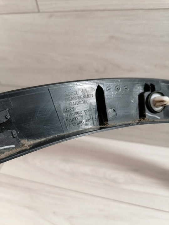 фото №10, Tesla y планка крило праві зад 1683862-00-a