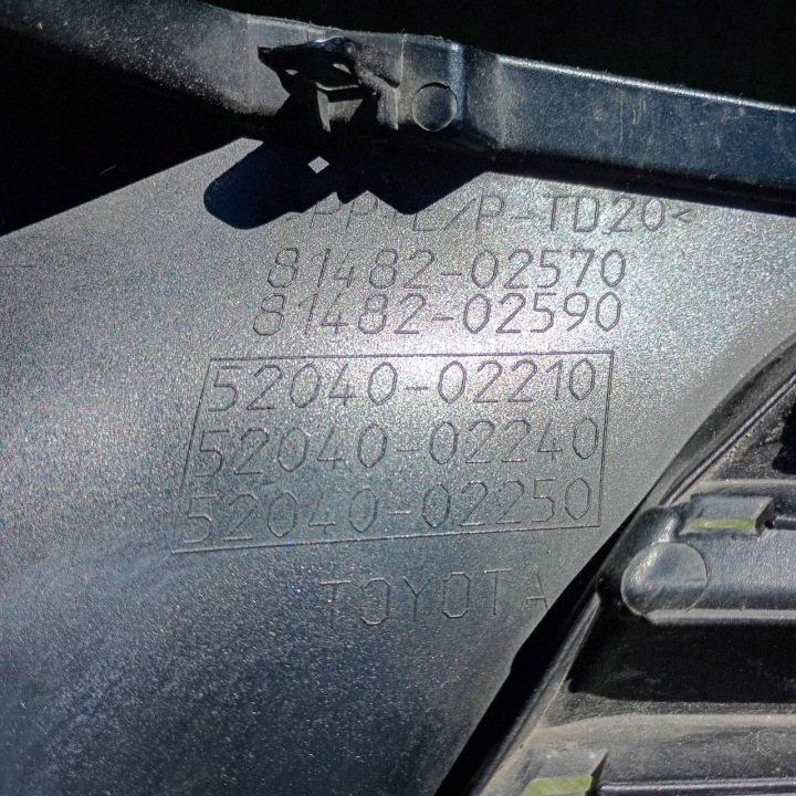 фото №9, Решітка бампера галоген ліва toyota auris ii рестайлінг 15 - 52040-02210