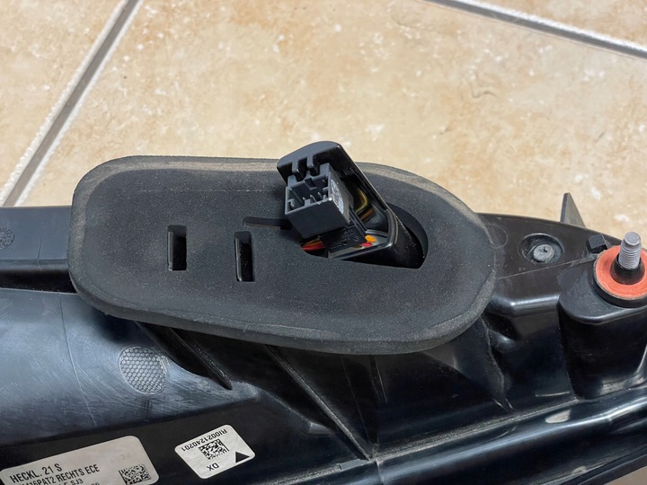 фото №10, Лампа зад правая audi q5 i 8r led 8r0945094a европа