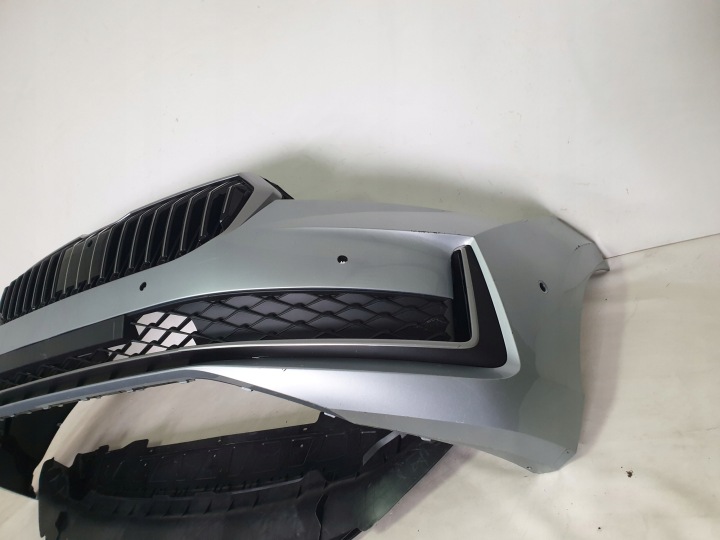 фото №9, Skoda superb iv 3p0 23- бампер перед передній 6 x pdc плита 3p0807221