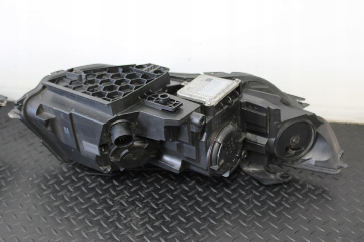 фото №9, Лампы перед передние fk72-13w029-ee land rover discovery sport l550