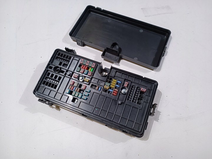 фото №4, Коробка запобіжників ford explorer 2.3 2020 -