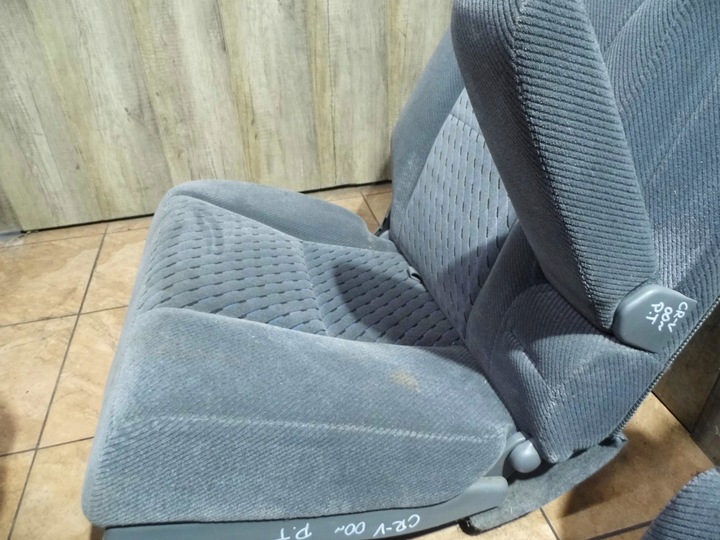 фото №6, Honda cr-v i 2.0b 00' сиденье диван левый правые зад