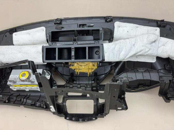 фото №15, Hyundai i40 i40 11-15r торпедо роздавальна капот консоль