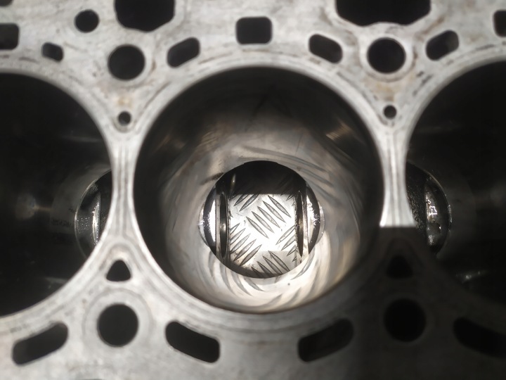 фото №7, Bmw e60 e61 e81 e87 e90 e91 e92 e83 x3 e84 x1 блок  двигуна n47d20a