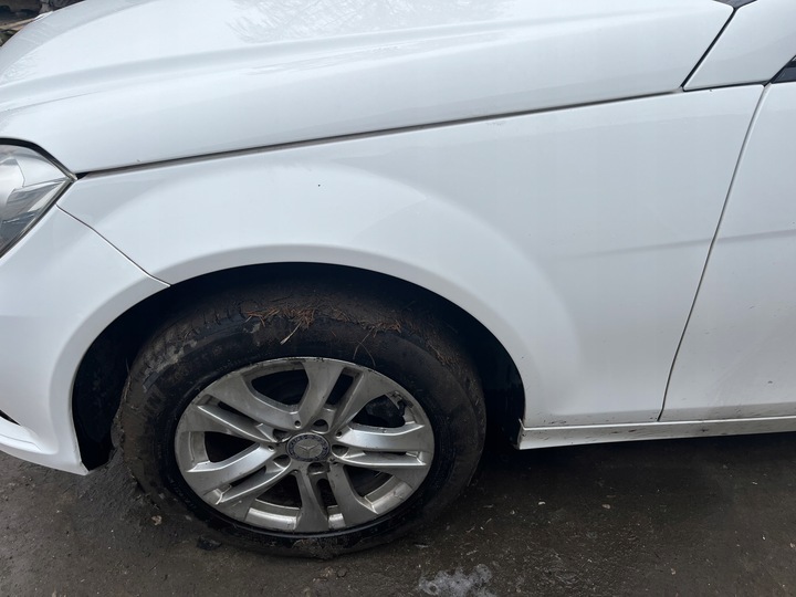 фото №15, Mercedes w204 2.2cdi рестайлінг kpl перед 149 оригінал w колір