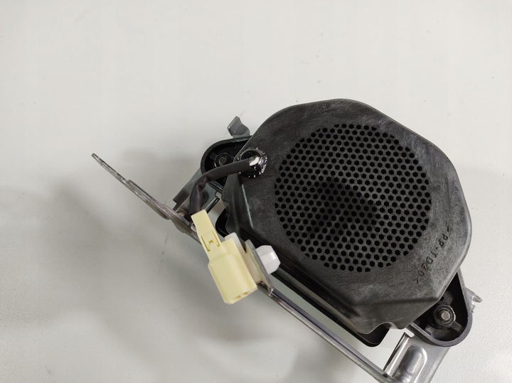 фото №5, Lexus is300h 13r speaker assy 86150-53020