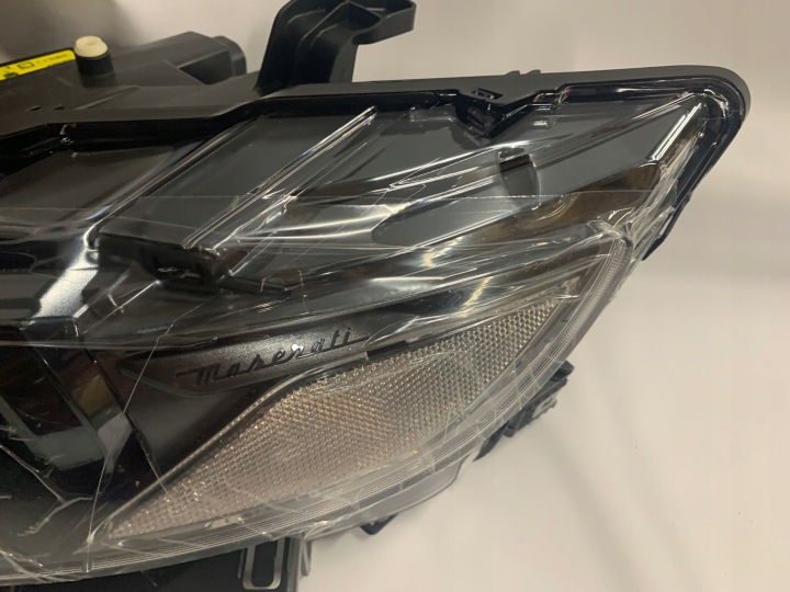 фото №13, Нове org лампи ксенон поворотний maserati levante eu 670034638 670034641 комплект