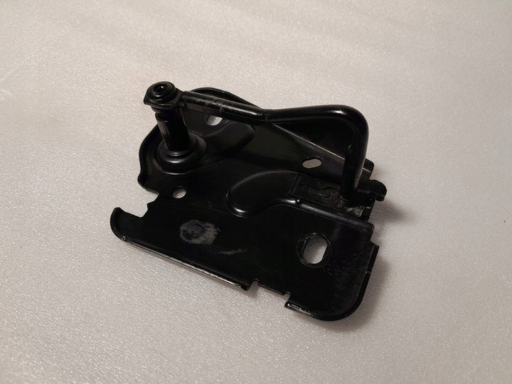 фото №2, Audi q5 ii 80a засов hak капота 80a823186c