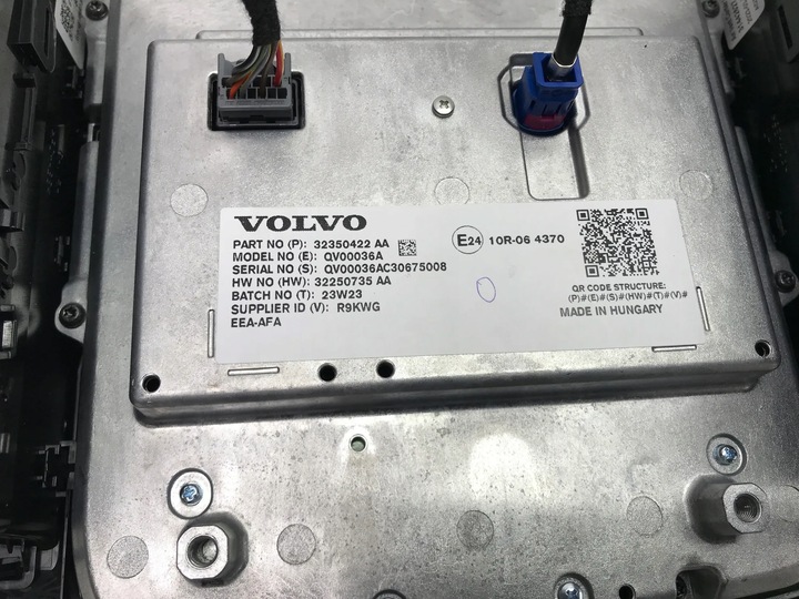 фото №9, Volvo xc 40 xc40 2023 рестайлинг дисплей экран монитор навигации 32350422