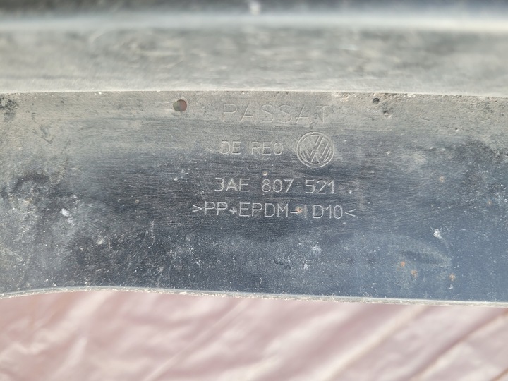 фото №7, Спойлер накладка бампера зад passat b7 sedan // 1332