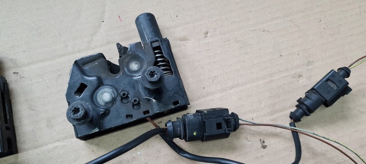 фото №5, A6 c7 4g s6 замок капота перед 4g0823509c s7 4g a7