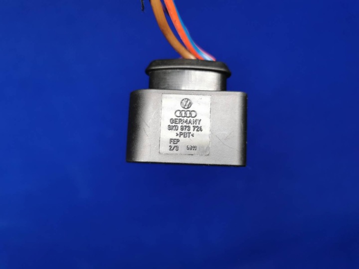 фото №9, Роз'єм штекер джгут оригінал audi vw skoda seat 8k0973724