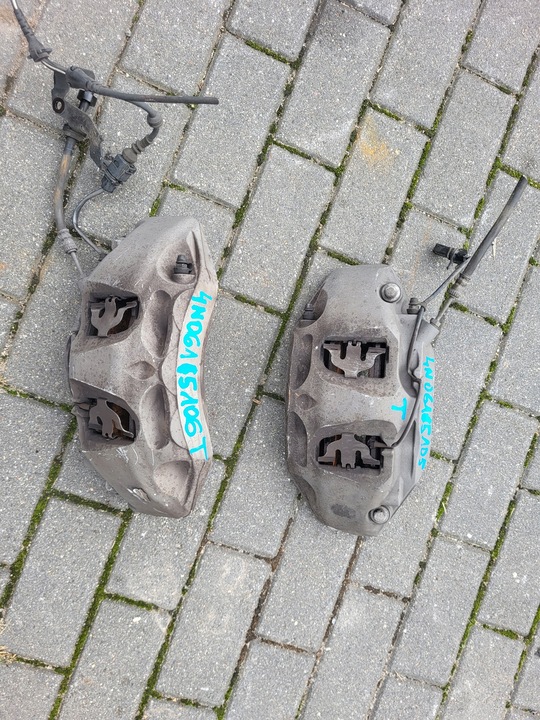 фото №1, Затискачі гальмівні audi a8 d5 q7 4m0615105t 4m0615106t комплект 2 штуки