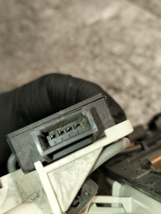 фото №12, Audi a4 b8 2007-2015 лампа потолок 8t0947135b