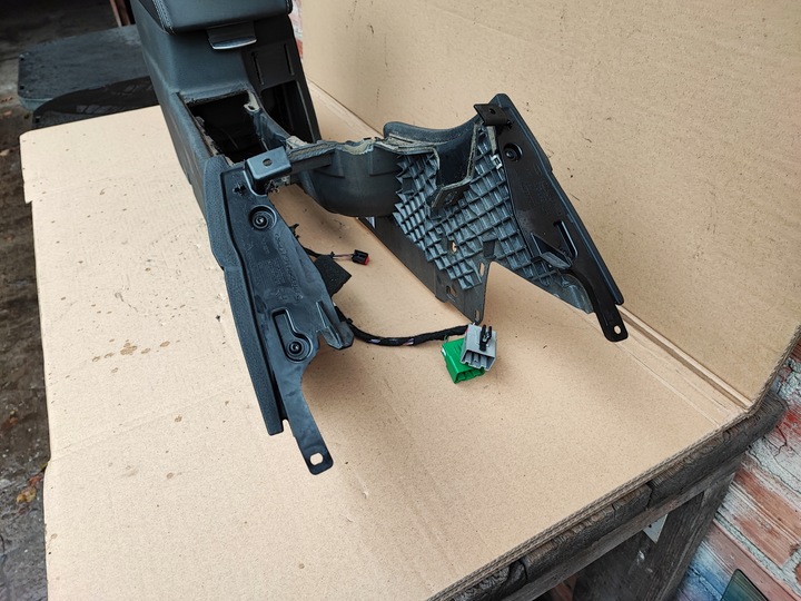 фото №10, Mondeo mk4 рестайлінг тунель середній підлокітник європа