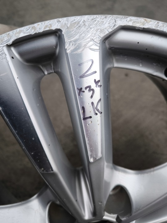 фото №11, Алюмінієвий диск audi a3 s3 8v vw seat 7.5j r18 et51 8v0601025bl з 3