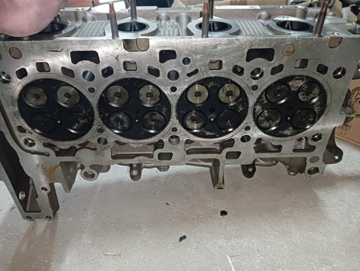 фото №8, Головка двигуна bmw b47 2.0d | 85802630401 155738101