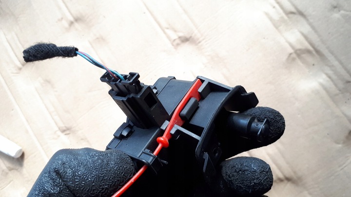 фото №5, S4 b8 a4 амортизатор крышки топлива 8k0862153f a5 q5