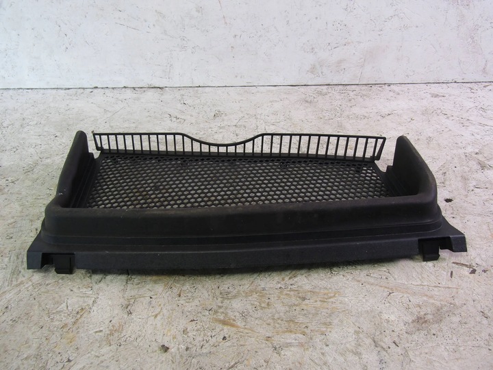 фото №7, Audi q7 4m1 решітка підскло права 4m1819154