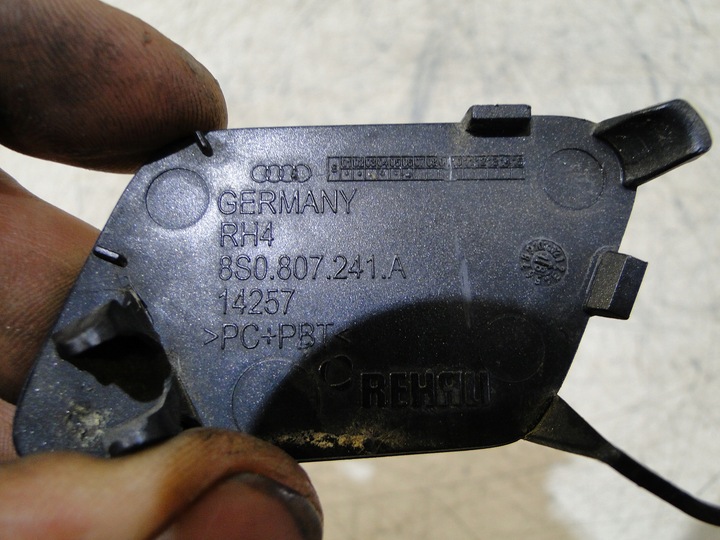 фото №7, Audi tt 8s заглушка бампера перед 8s0807241a