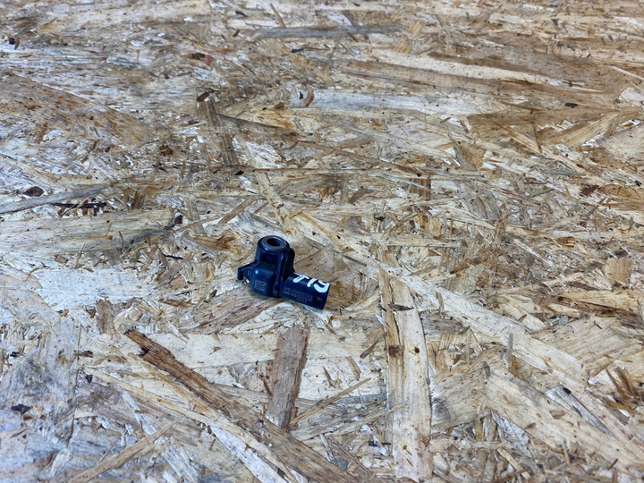 фото №8, Датчик удара штекер audi a4 b9 a6 c8 q7 4m 4m0959651