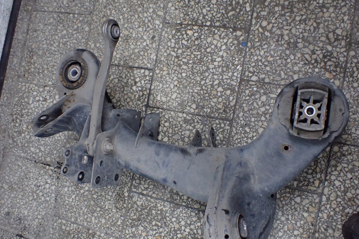 фото №11, Подрамник тележка балка зад mercedes cl w216