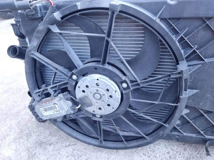 фото №10, Ford focus mk2 комплект радіатор вентилятор 3m5h-8c607-rj 1.6 tdci