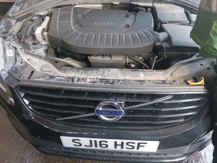 фото №11, Volvo xc60 2.4d d5244t21 bi turbo турбина 31431130 36010145 36010146