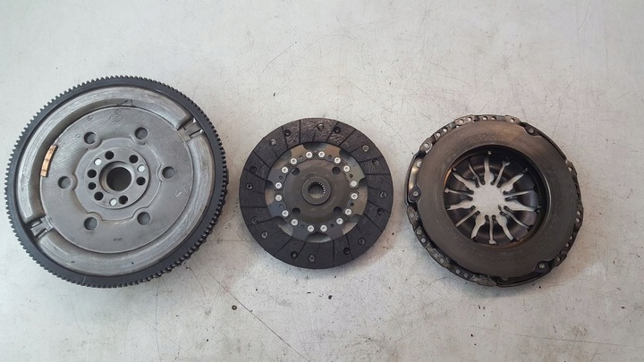 фото №11, Колесо двухмассовый renault megane iii 1,4 tce