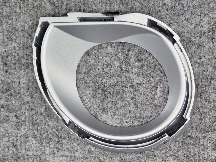 фото №3, Vw touareg кольцо osłaniający рамка галоген бампера 7l6853399 a7w