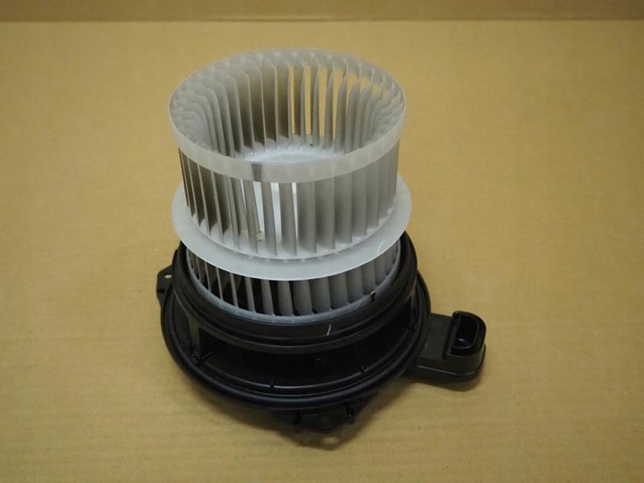 фото №1, Вентилятор повітродувка нагрівача toyota c-hr