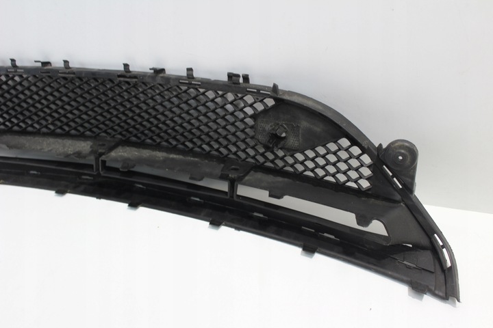 фото №8, Решётка средняя бампер перед mercedes w213 amg