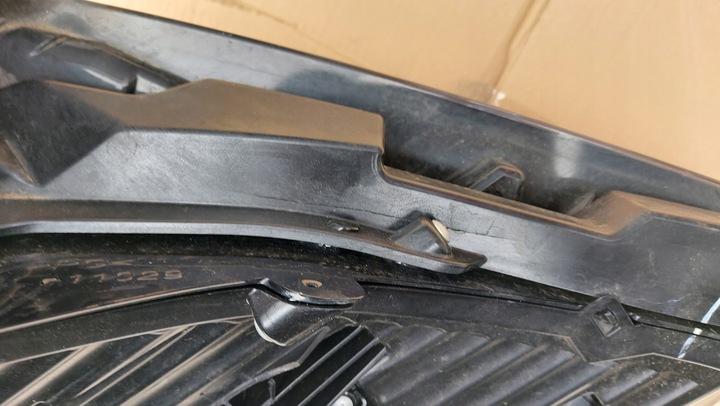 фото №9, Лампа права праві r перед передня forthing u-tour utour u tour повний led