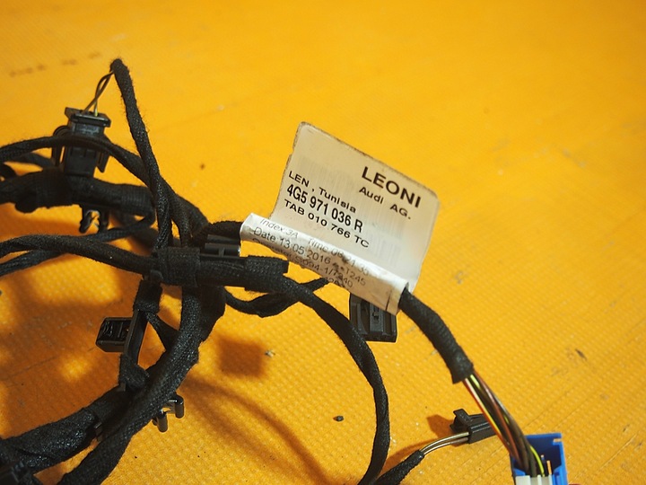 фото №12, Audi a6 4g рестайлінг 32km освітлення ambiente обшивка дверей двері джгути комплект