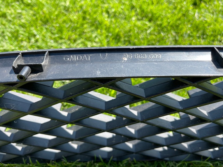 фото №15, Chevrolet matiz spark середня решітка решітка бампера перед 96663609