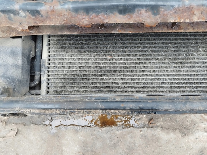 фото №10, Pas переднє балка радіатор vw golf vi 6 2008-2013 універсал 1.6 tdi cayc механічна коробка передач