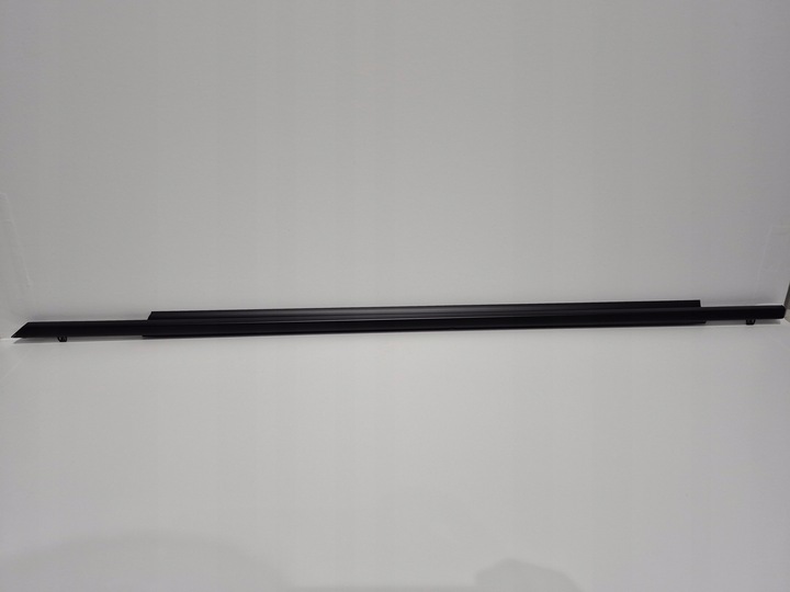 фото №1, Mazda cx-3 14-18 планка накладка скла двері лівий перед нова оригінальна