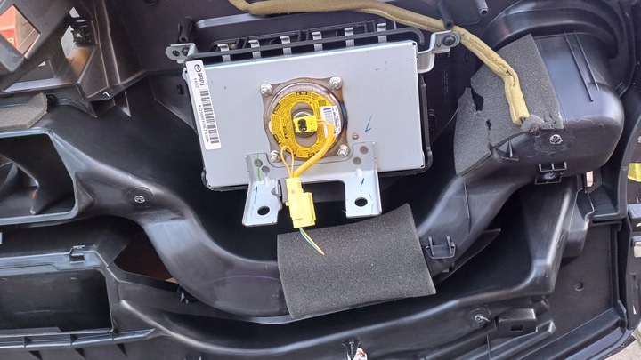 фото №9, Mazda 3 bl 09-13 панель консоль оригінал