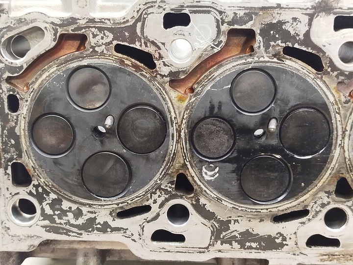 фото №8, Головка двигателя hyundai kia 22111-27500 1.5 crdi d3ea